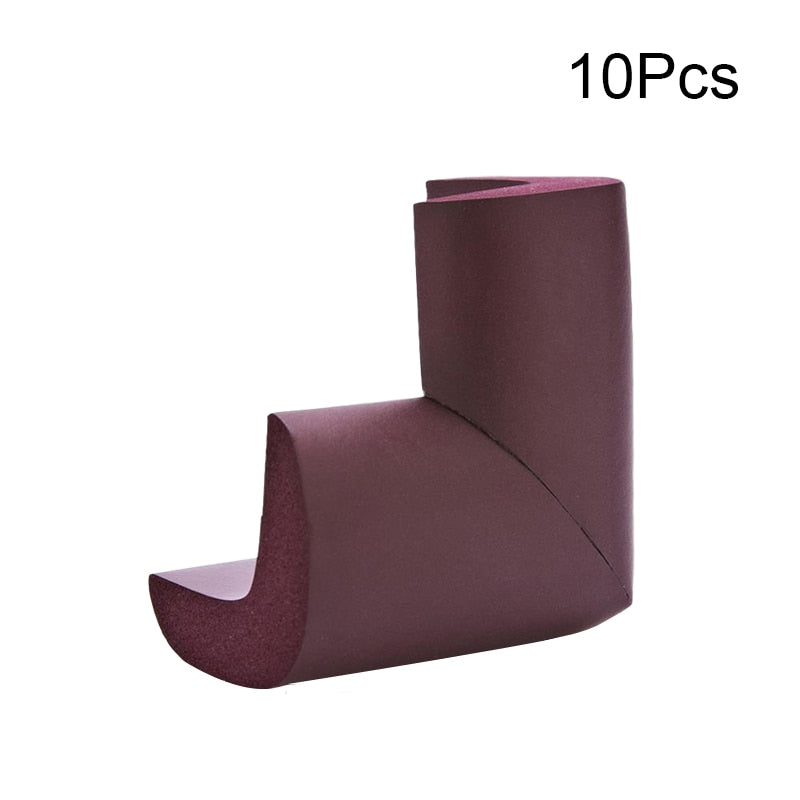 10 ספוגים דביקים לפינות בבית להגנה על ילדים