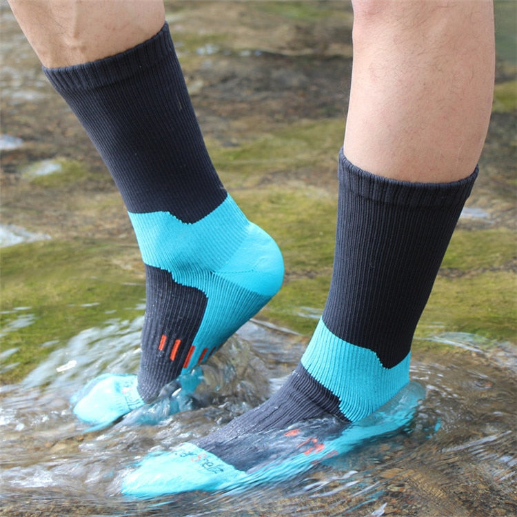 גרביים איכותיות חסינים מים לטיולים