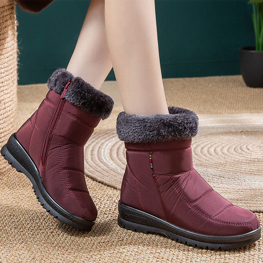 High-quality boots that prevent slipping and water ingress for the winter with synthetic fur